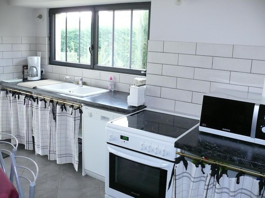 Gite Du Clos De La Vigne Montreuil  Kamer foto
